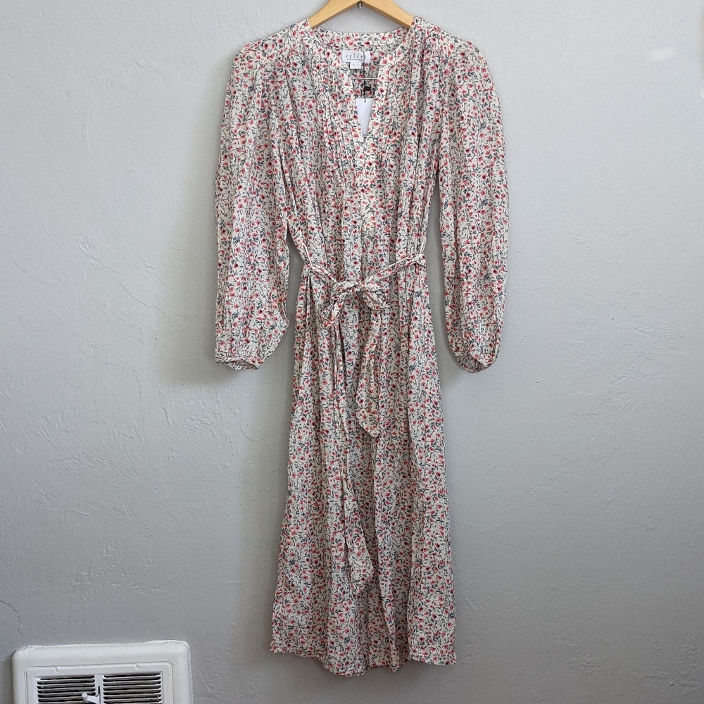 NWT Velvet By Graham & Spencer Cream Floral Maxi Dress